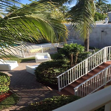 Luna Paradise By The Sea Aparthotel Lauderdale-by-the-Sea Ngoại thất bức ảnh