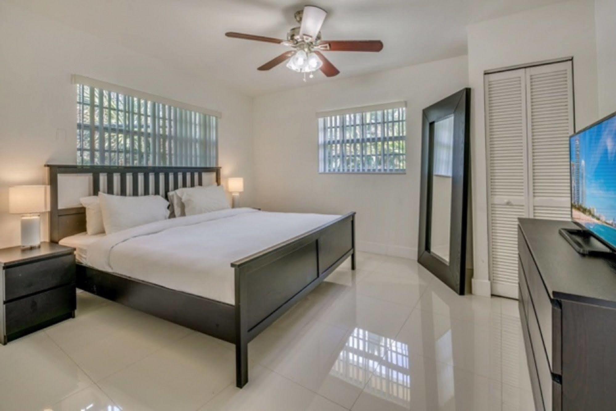 Luna Paradise By The Sea Aparthotel Lauderdale-by-the-Sea Ngoại thất bức ảnh